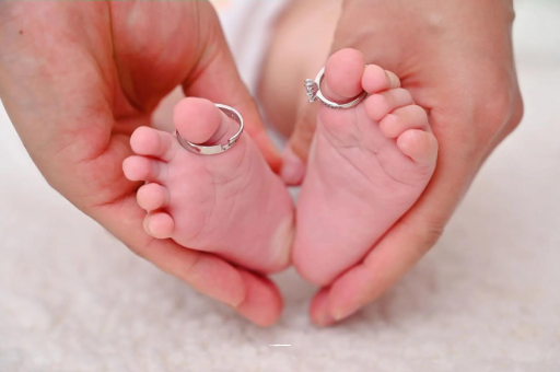 岑溪怀孕多久才会孕吐 岑溪怀孕多久才会孕吐